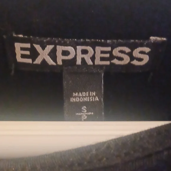 Express Dress - Picture 3 of 5